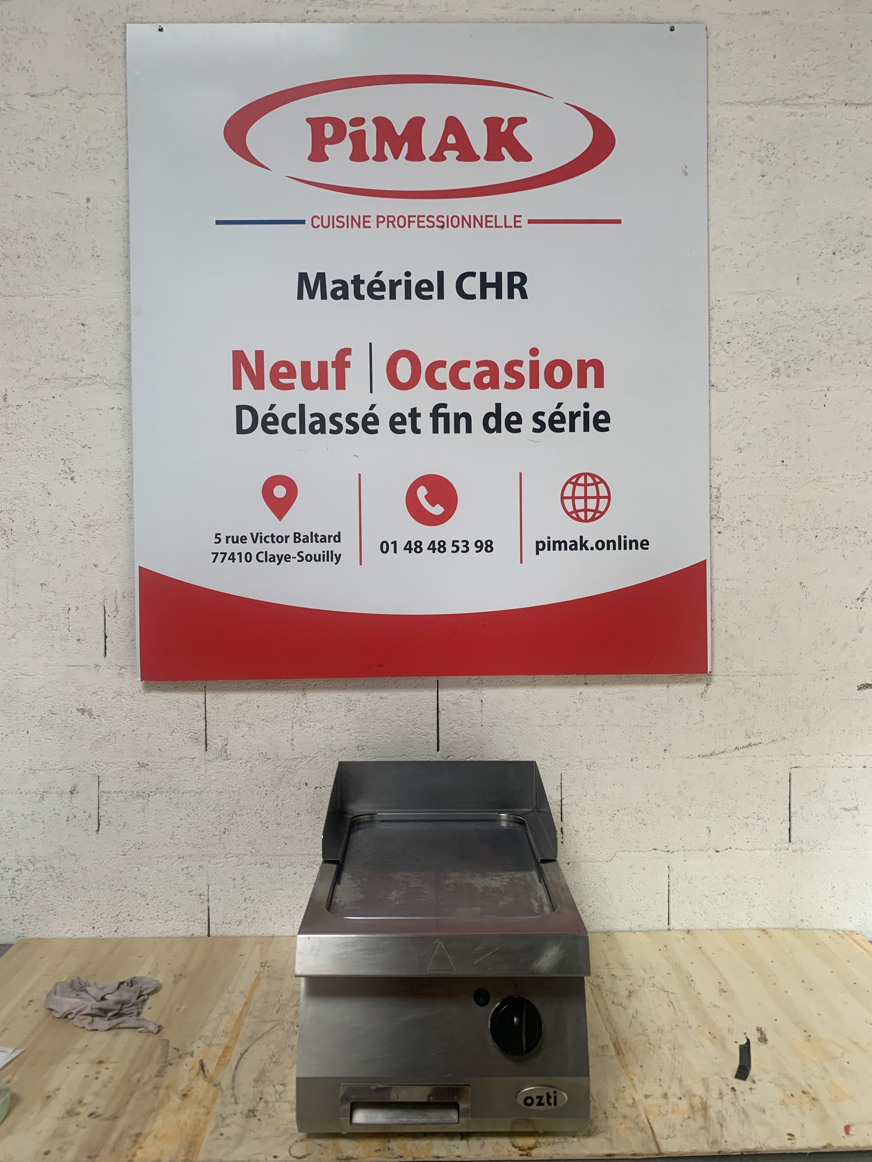 Plaque à snacker électrique lisse chromée OGE 4070 C