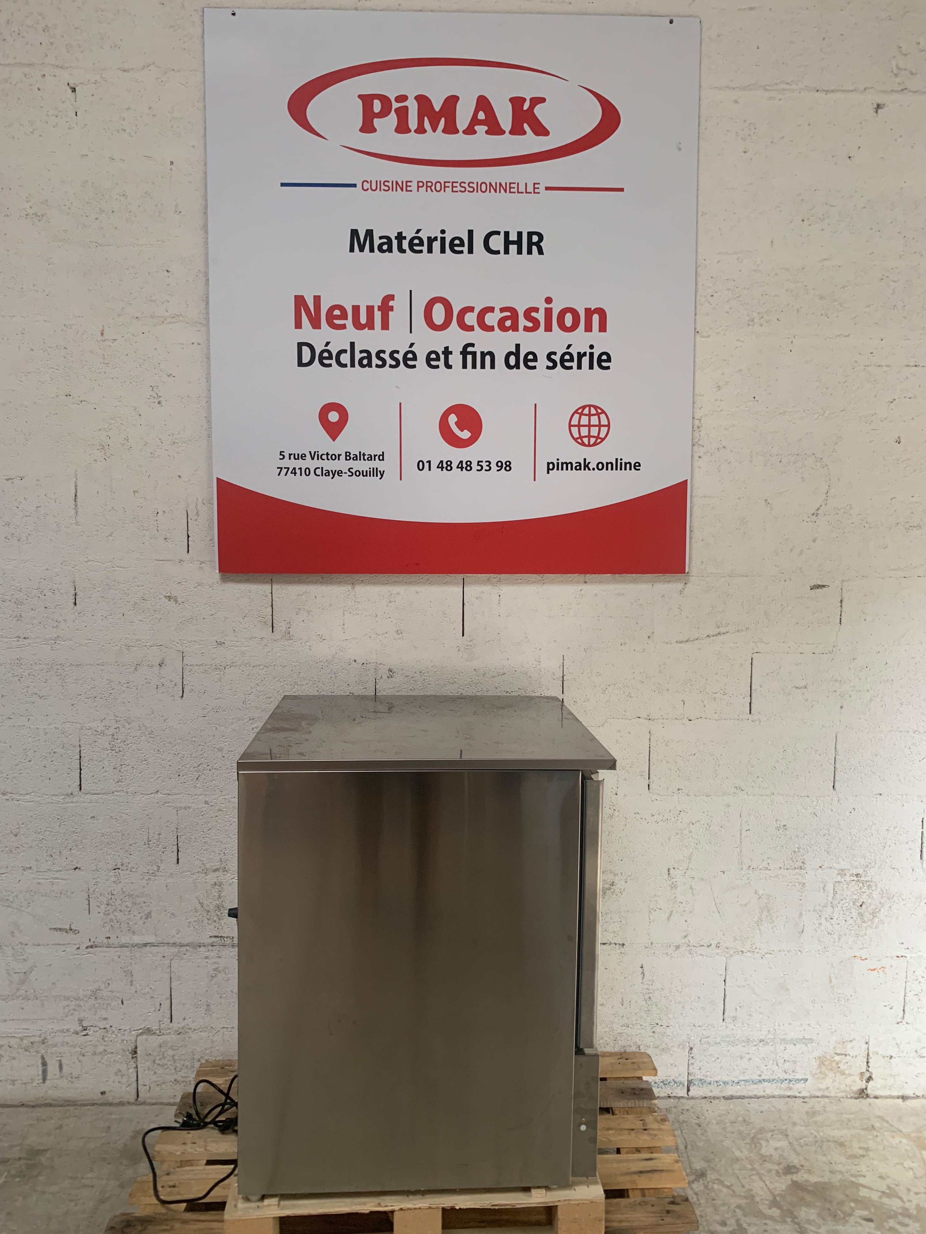Soubassement positif pour poisson Polar Série U – 140 L – UA013
