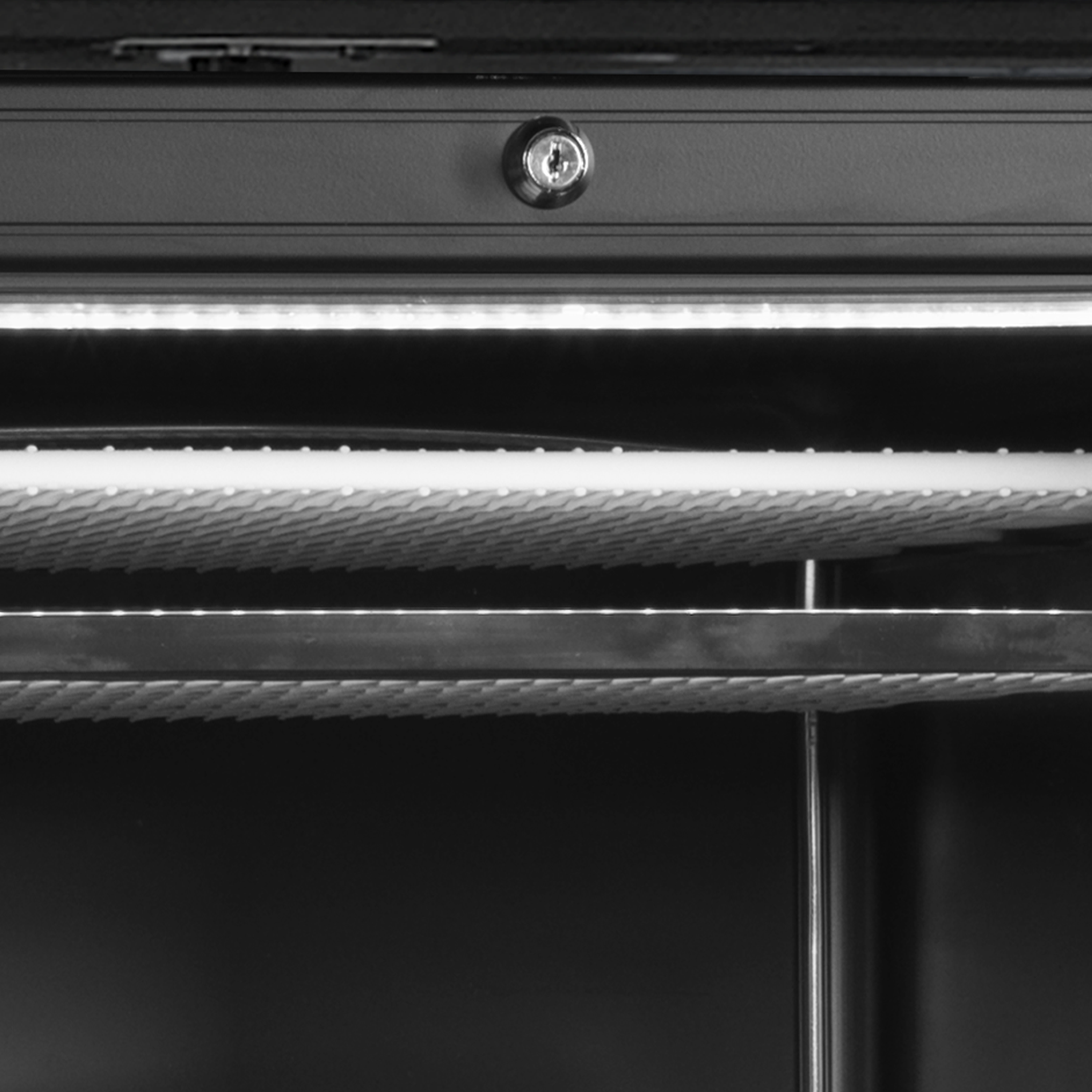 Vitrine à froid négatif, ouverture vers la gauche TEFCOLD-UFSC371G Black L/H