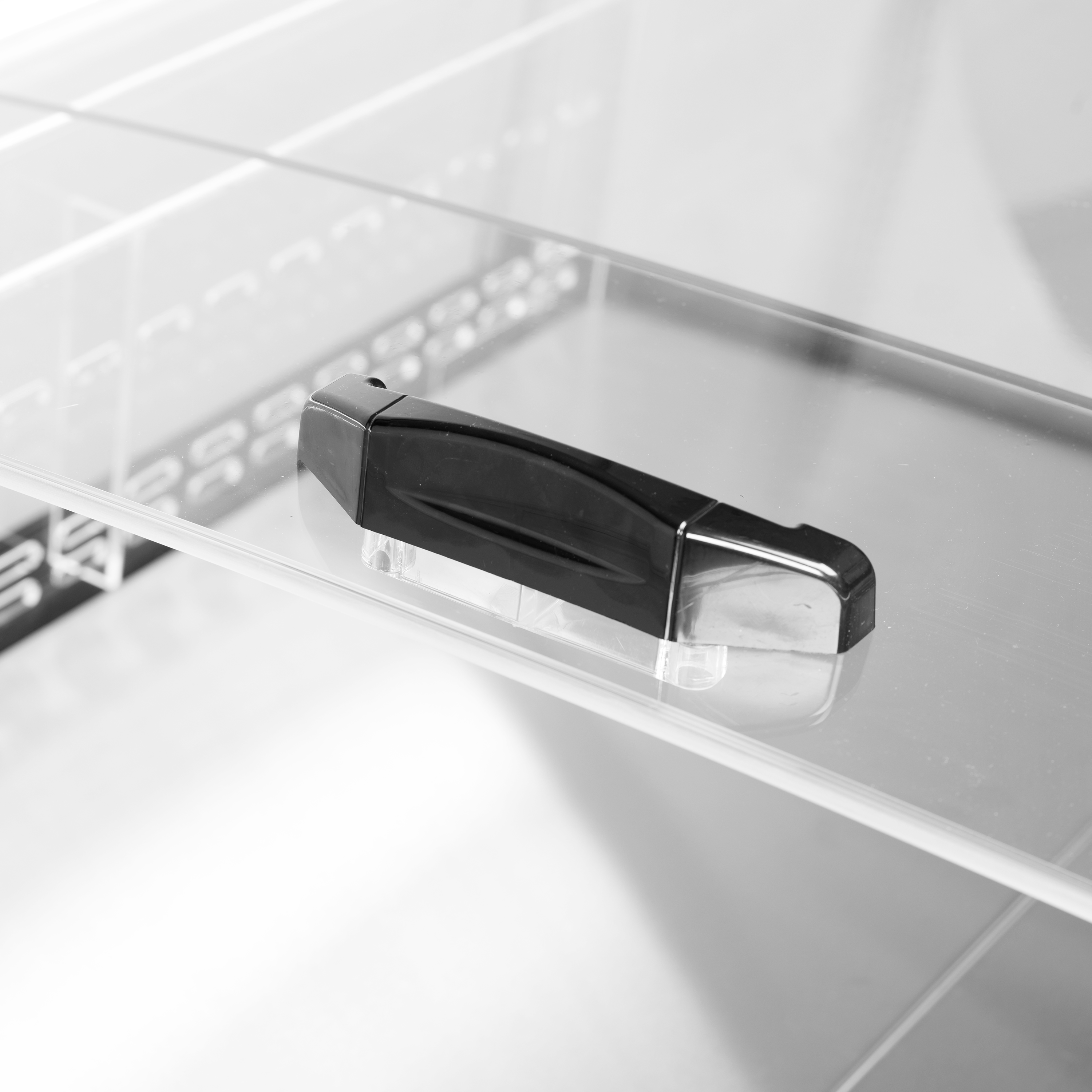 Réfrigérateur noir pour achats impulsifs TEFCOLD-PDC126 VS SL LED