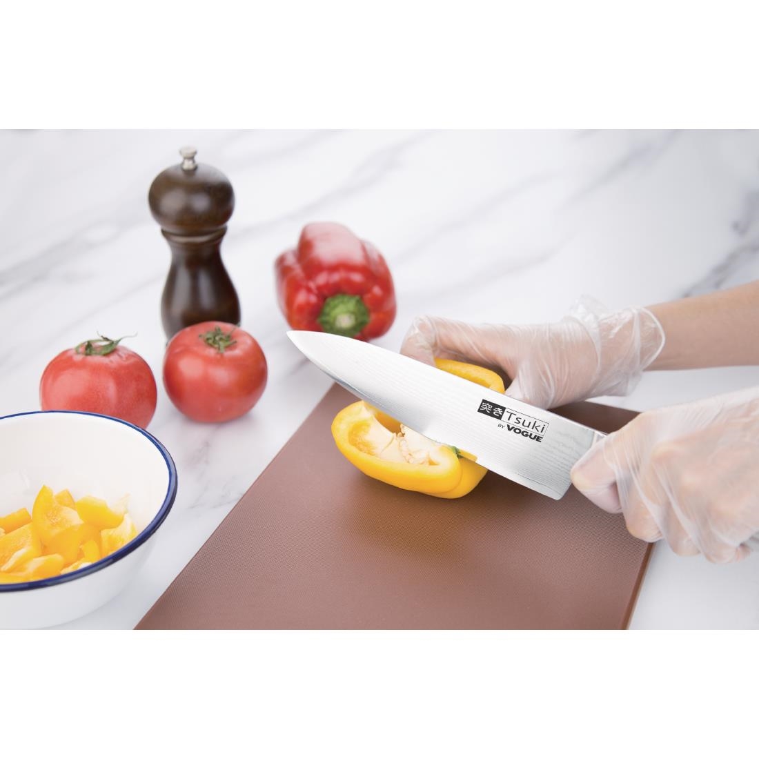 Couteau de cuisine japonais Series 8 Vogue Tsuki 20cm DA440