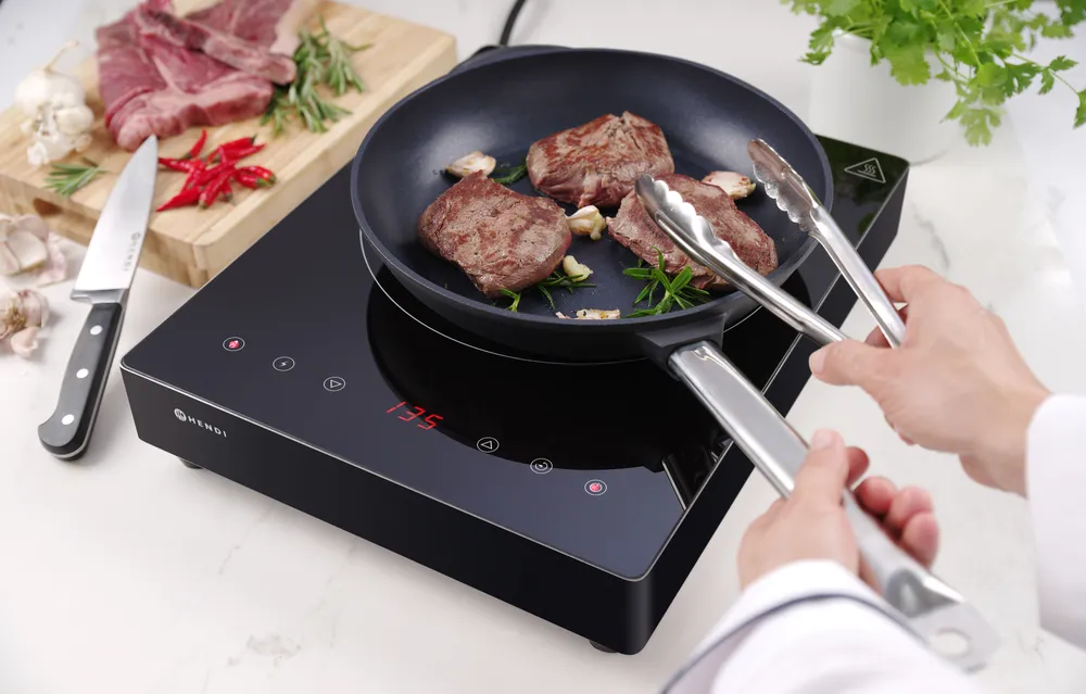 Plaque de cuisson à induction 3500W Kitchen Line, HENDI, Kitchen Line, 230V/3500W, 339x444x(H)80mm