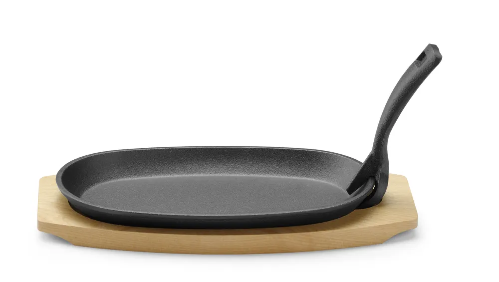 Plat en fonte avec dessous en bois et poignée avec pince HENDI 629383