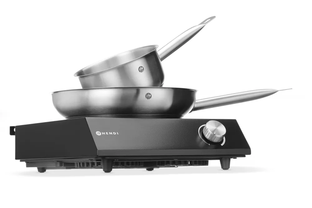 Set : Plaque de cuisson à induction 3500W + casserole + poêle, HENDI, Noir, 220-240V/3500W, 320x395x(H)95mm